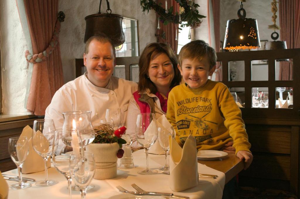 Hotel Restaurant Baeren ฟรอยเดนชตัดท์ ภายนอก รูปภาพ