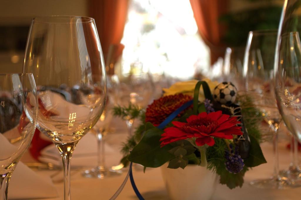 Hotel Restaurant Baeren ฟรอยเดนชตัดท์ ภายนอก รูปภาพ